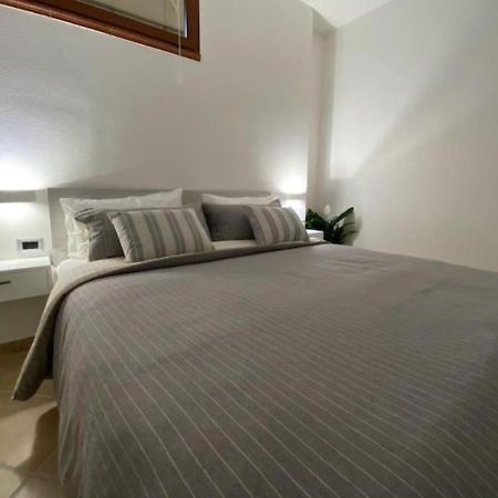 Loft Comodo Ed Elegante • Wi-Fi E Colazione Sanluri Extérieur photo