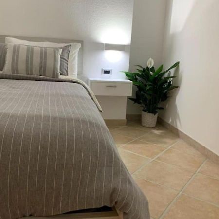 Loft Comodo Ed Elegante • Wi-Fi E Colazione Sanluri Extérieur photo
