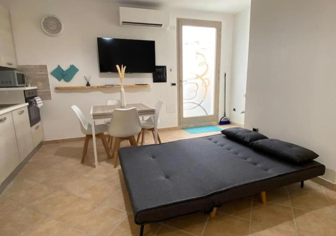Loft Comodo Ed Elegante • Wi-Fi E Colazione Sanluri Extérieur photo