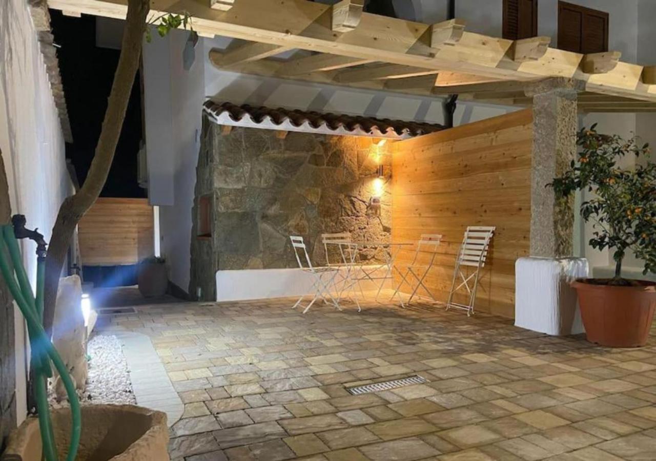 Loft Comodo Ed Elegante • Wi-Fi E Colazione Sanluri Extérieur photo