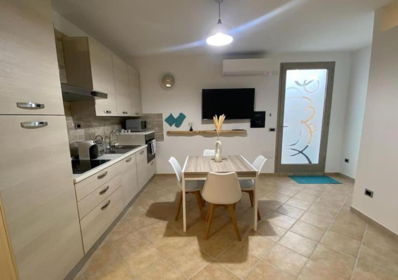 Loft Comodo Ed Elegante • Wi-Fi E Colazione Sanluri Extérieur photo