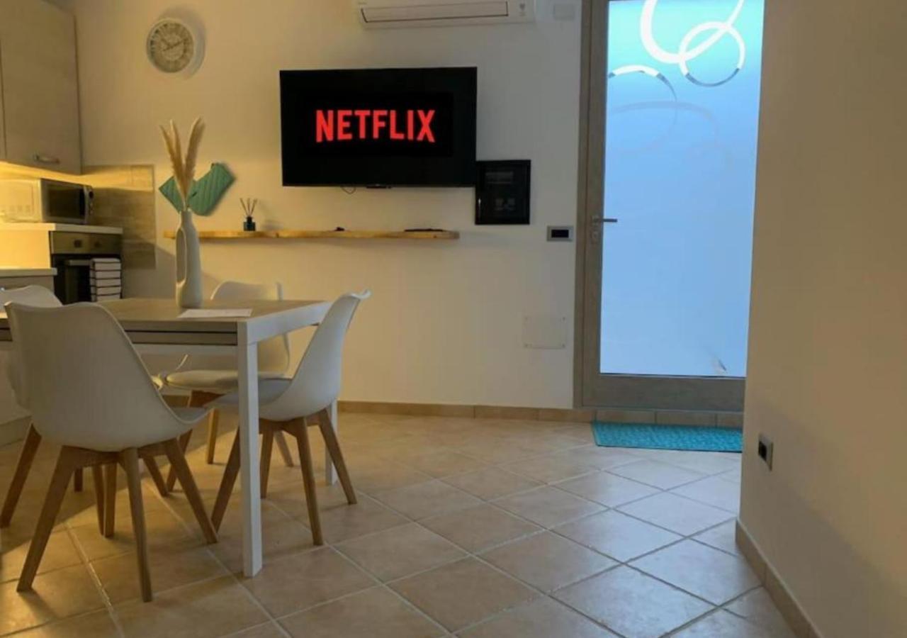 Loft Comodo Ed Elegante • Wi-Fi E Colazione Sanluri Extérieur photo